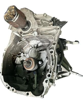 CAMBIO MANUALE COMPLETO RENAULT Clio Serie D4FD7 B