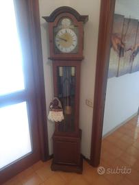 orologio a pendolo