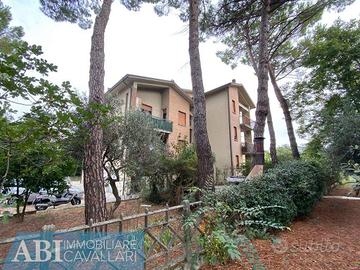Appartamento di 80 m² con 3 locali e box auto a Ba