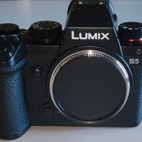 Fotocamera Panasonic Lumix S5 Full Frame garanzia