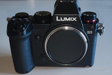 Fotocamera Panasonic Lumix S5 Full Frame garanzia