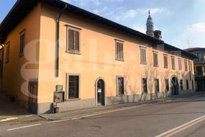 Negozio Palazzolo sull'Oglio [UF054LVCG]