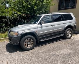 Mitsubishi Pajero sport '02