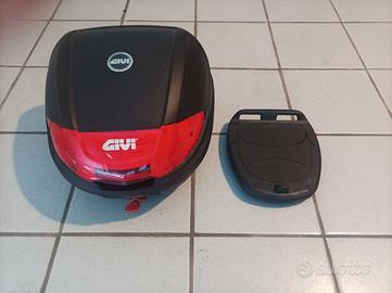 Bauletto Givi 25 litri con piastra