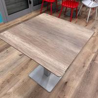 Tavoli e tanta attrezzatura bar  nuova