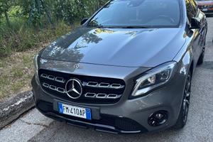 Mercedes gla
