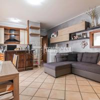 TRE LOCALI CON BOX E CANTINA