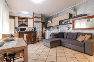 TRE LOCALI CON BOX E CANTINA