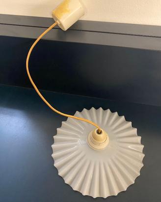 Lampadario pieghettato bianco