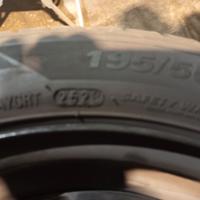 Cerchi Renault Clio con gomme 4 stagioni kumho