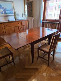 Tavolo da pranzo estendibile con 4 sedie abbinate