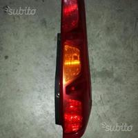 Faro Post DX Nissan X-Trail 2010