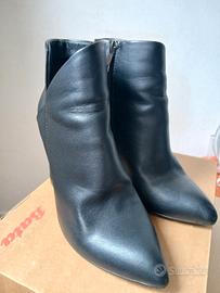 Stivaletti donna in pelle neri