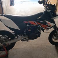 Ktm 690 SMC