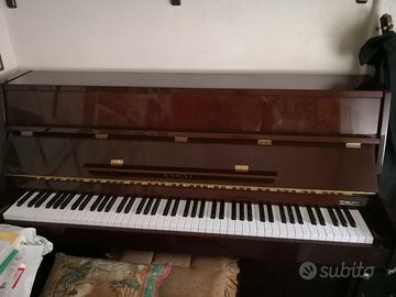 Pianoforte verticale