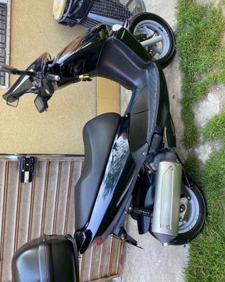 Leonardo Aprilia 150