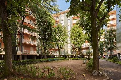 Appartamento di 112 m² con 4 locali e box auto a M