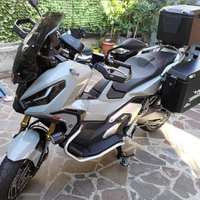 Moto Honda X-ADV 750 full optional