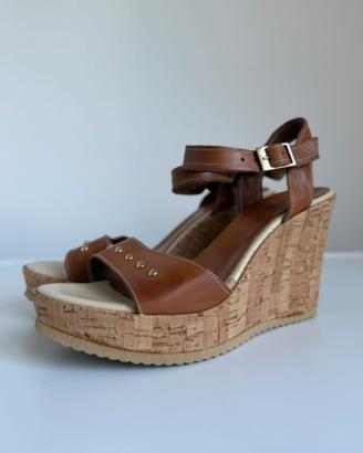 Sandali con zeppa misura 36 nuovi colore marrone