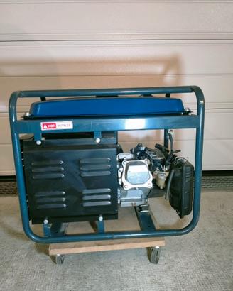 GENERATORE DI CORRENTE A BENZINA