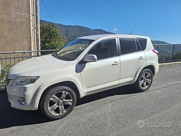 TOYOTA - Rav4 2.2 D-CAT 150CV