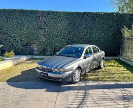 Jaguar X-Type 2.2d Executive NAVI/PELLE