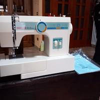 MACCHINA DA CUCIRE NECCHI