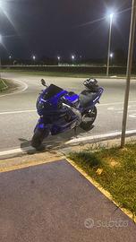 Yamaha yzf 600