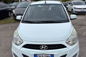 Hyundai i10 GPL – Tagliandi certificati – Garanzia