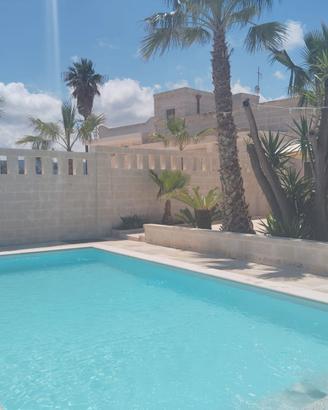 Superlativa Overseas Pool Villa, Mare e Campagna