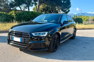 Audi A3 SPB Sline interno/esterno  Stronic 150cc 