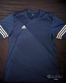 Maglietta Adidas, taglia L