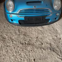 Paraurti e cofano mini cooper S