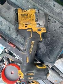 Avvitatore  dewalt