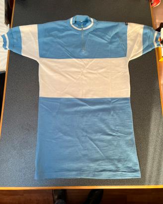 Maglia in lana vintage