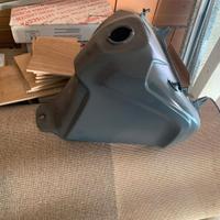 Serbatoio honda dominator