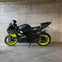 Suzuki gsx r 600