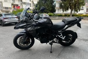 Benelli trk 502x
