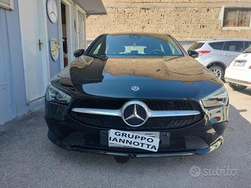 Mercedes-benz CLA 180 d. SHOOTING BRAKE NAVIGATORE