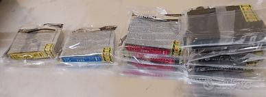 Set di cartucce d'inchiostro Epson Serie 18, nuove