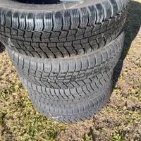 gomme invernali 185/65/15. 88 t. 80%