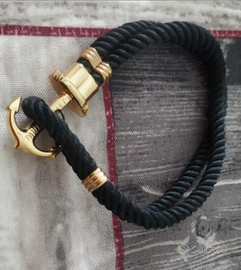 Bracciale nero con ancora