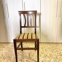 Sedia in legno con seduta in tessuto 