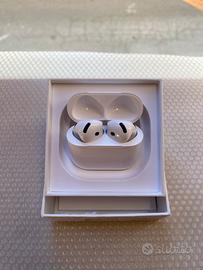 Cuffie Airpods 4 ANC