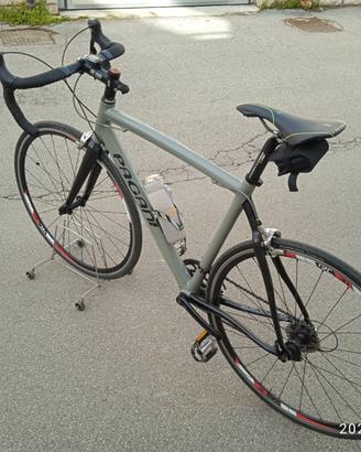 Bicicletta da corsa usata pochissimo