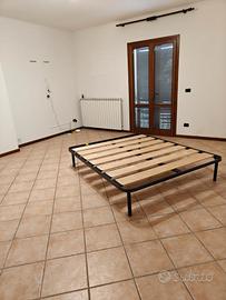 rete con doghe + materasso matrimoniale 