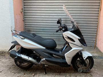 Kymco K-XCT 300i - 2013