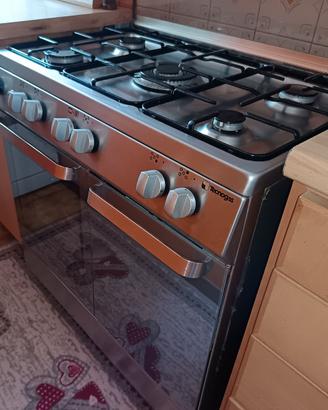 Cucina con forno a gas Tecnogas
