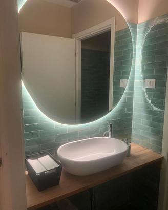 Specchio + lavabo con top legno