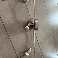Lampadario Ikea  3 faretti orientabili.
